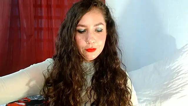 Snapshot of naihroby chatting on February 2025 11:03:01 PM naihroby online show from February 2025 11:03:01 PM