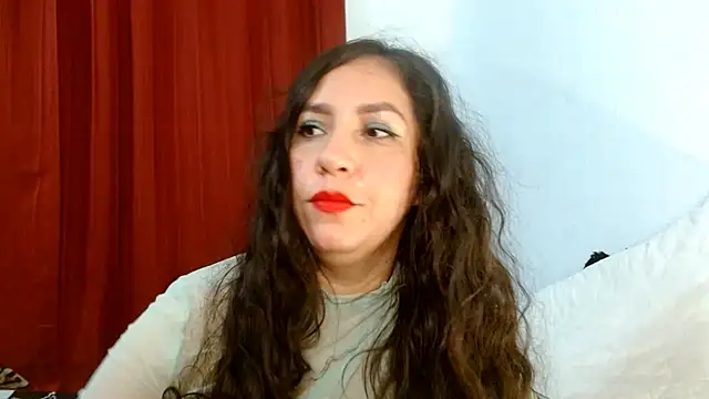 Snapshot of naihroby chatting on February 2025 05:34:02 AM naihroby online show from February 2025 05:34:02 AM