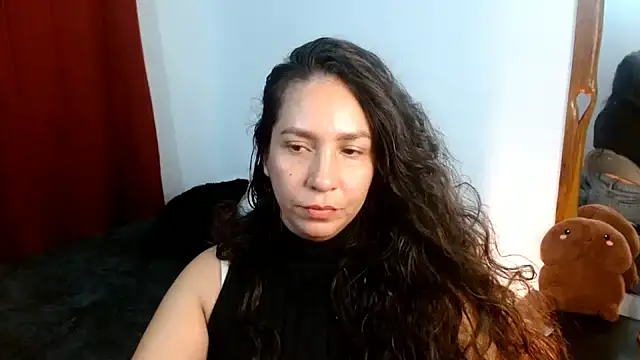 Snapshot of naihroby chatting on March 2025 04:47:02 AM naihroby online show from March 2025 04:47:02 AM