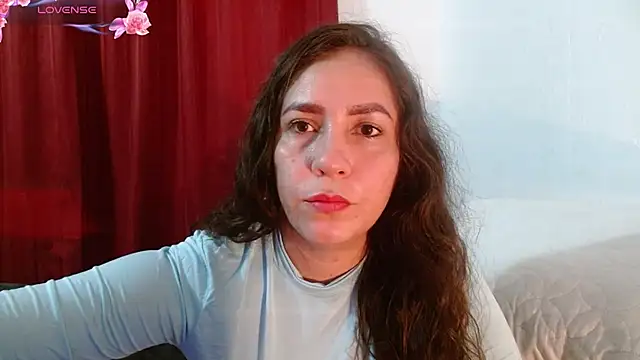 Snapshot of naihroby chatting on March 2025 03:23:02 AM naihroby online show from March 2025 03:23:02 AM