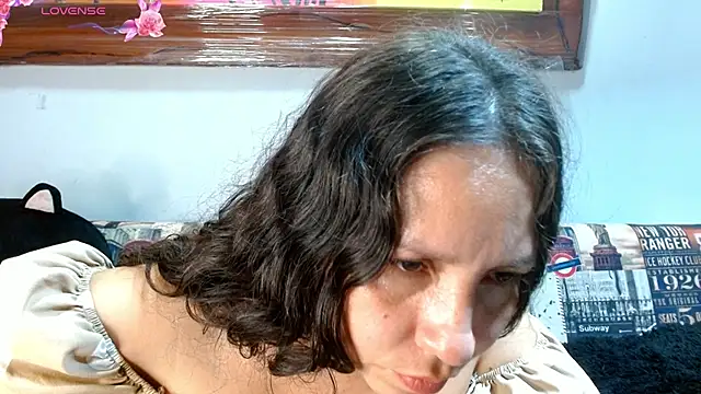 Snapshot of naihroby chatting on September 2025 05:09:01 AM naihroby online show from September 2025 05:09:01 AM