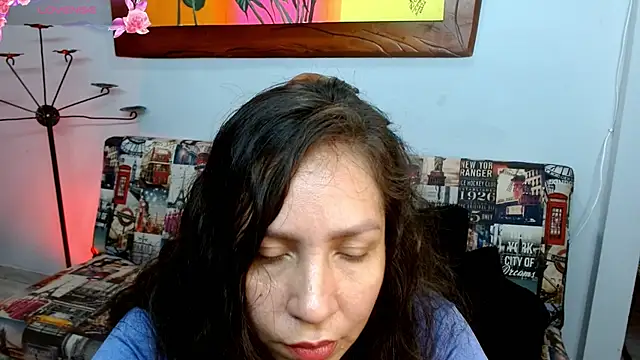 Snapshot of naihroby chatting on September 2025 06:40:02 AM naihroby online show from September 2025 06:40:02 AM