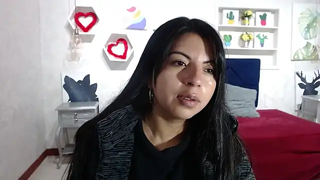 CarolineBrunx online show from November 2025 04:37:01 AM