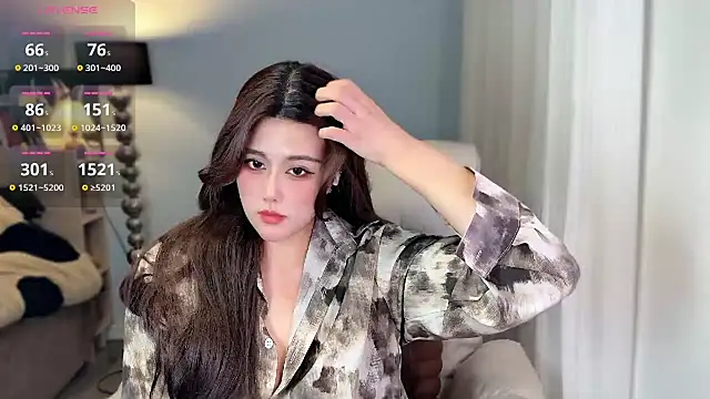 Strawberrybabyy1 online show from December 2024 04:29:02 PM