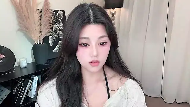 Strawberrybabyy1 online show from March 2025 10:02:02 AM