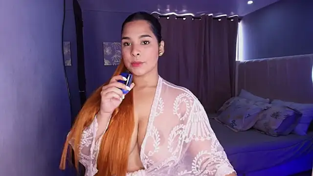 Shenoa1 online show from October 2025 01:14:01 PM