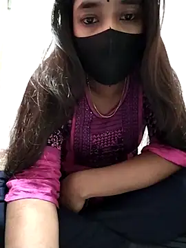 Snapshot of Etha-Moni chatting on December 2024 05:35:02 PM Etha-Moni online show from December 2024 05:35:02 PM