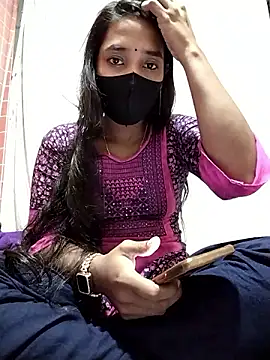 Snapshot of Etha-Moni chatting on December 2024 09:04:01 PM Etha-Moni online show from December 2024 09:04:01 PM