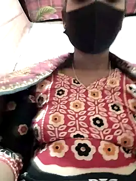 Snapshot of Etha-Moni chatting on December 2024 01:10:01 PM Etha-Moni online show from December 2024 01:10:01 PM