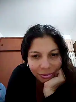 Carliina Soussa online show from February 2025 11:30:01 PM