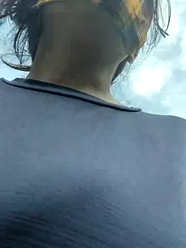 illay love online show from October 2025 03:37:02 AM