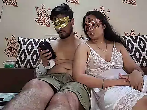 Snapshot of mumbaicouple28 chatting on March 2025 10:13:02 AM mumbaicouple28 online show from March 2025 10:13:02 AM