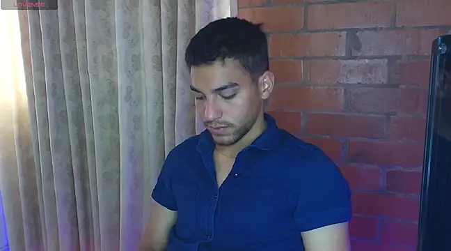 Snapshot of Leandro_valenzuela chatting on February 2025 05:58:02 PM Leandro valenzuela online show from February 2025 05:58:02 PM