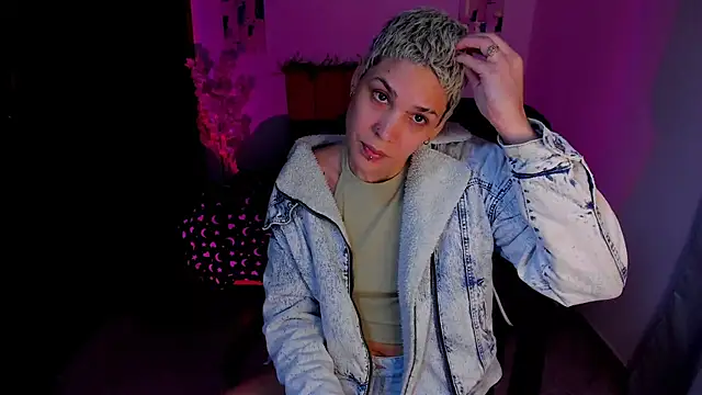 Charlee pink online show from October 2025 03:04:02 AM