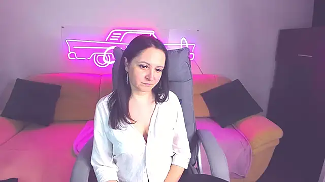 AngellLika online show from December 2024 04:03:01 PM