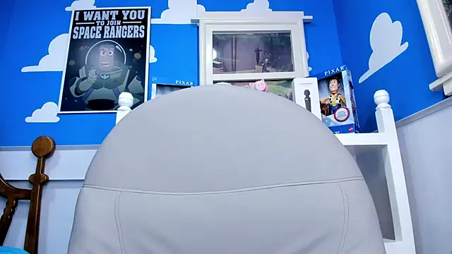 Snapshot of miss__allison chatting on February 2025 02:05:01 PM miss allison online show from February 2025 02:05:01 PM