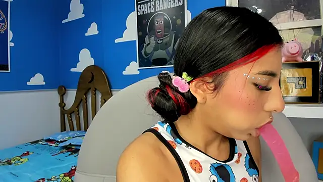 Snapshot of miss__allison chatting on February 2025 11:13:01 AM miss allison online show from February 2025 11:13:01 AM