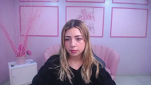channel blonde a online show from December 2024 04:51:02 PM