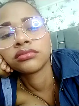 moon HoneyX online show from March 2025 03:37:02 PM