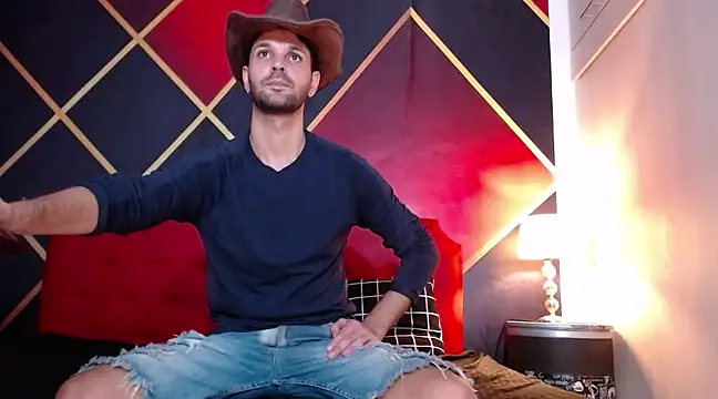 CindyandCarlo online show from December 2024 11:46:02 PM