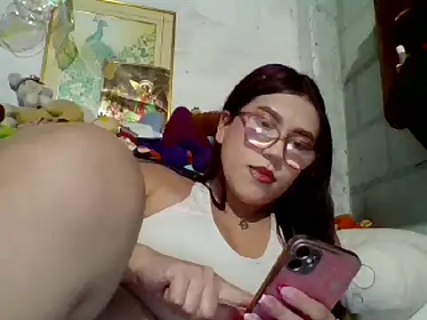 dafne19  online show from February 2025 03:50:01 AM