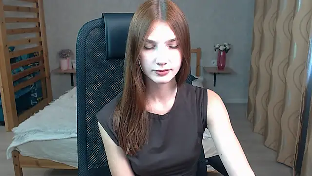 AnaHoney online show from October 2025 04:24:01 AM