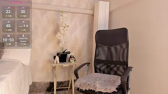 CyntiaAdams online show from December 2024 06:06:02 PM