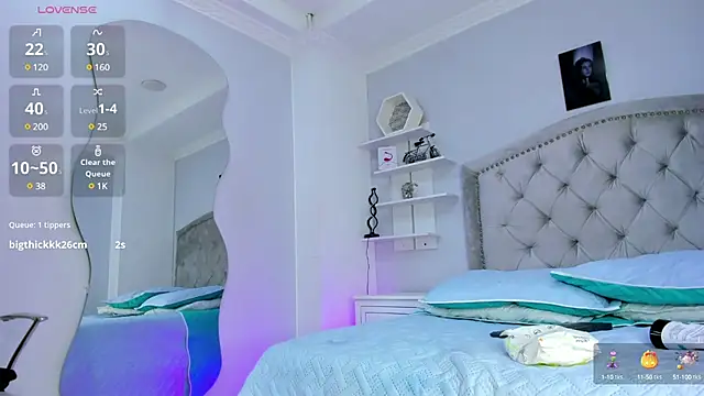 Snapshot of LiaFlowers chatting on December 2024 03:02:02 AM LiaFlowers online show from December 2024 03:02:02 AM