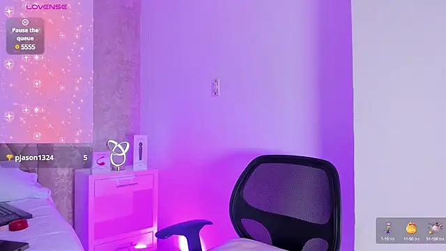 Snapshot of LiaFlowers chatting on January 2025 01:29:01 AM LiaFlowers online show from January 2025 01:29:01 AM