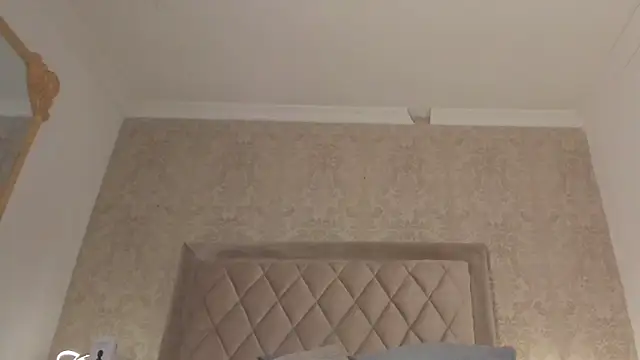 Snapshot of LiaFlowers chatting on February 2025 07:11:01 AM LiaFlowers online show from February 2025 07:11:01 AM