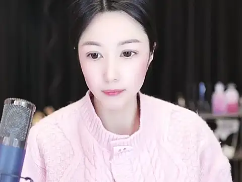 Nuyoah-77 online show from December 2024 09:09:02 PM