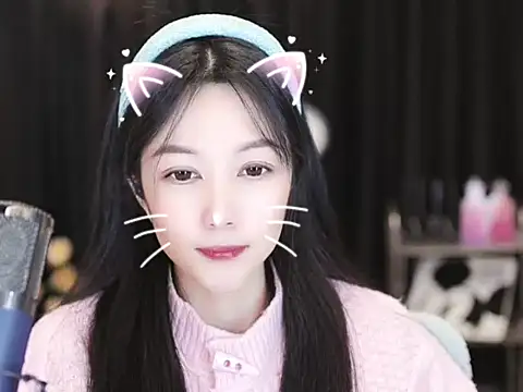 Nuyoah-77 online show from December 2024 07:18:02 PM