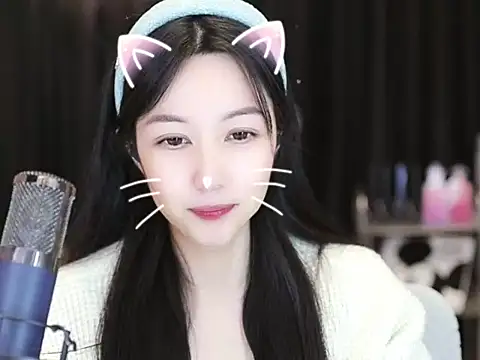 Nuyoah-77 online show from January 2025 07:07:02 PM