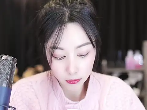 Nuyoah-77 online show from January 2025 04:13:01 PM