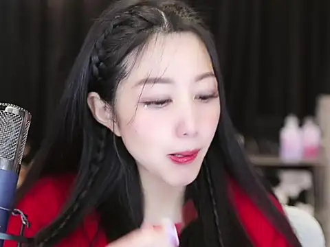 Nuyoah-77 online show from February 2025 01:52:01 PM