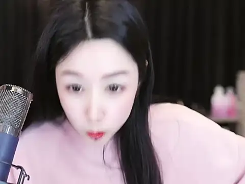 Nuyoah-77 online show from March 2025 04:13:02 PM