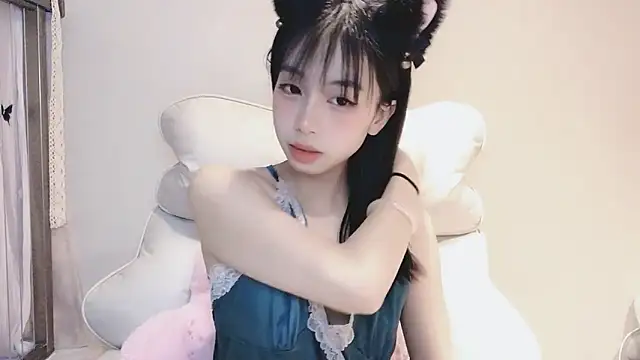 -Hottie online show from December 2024 06:34:01 PM