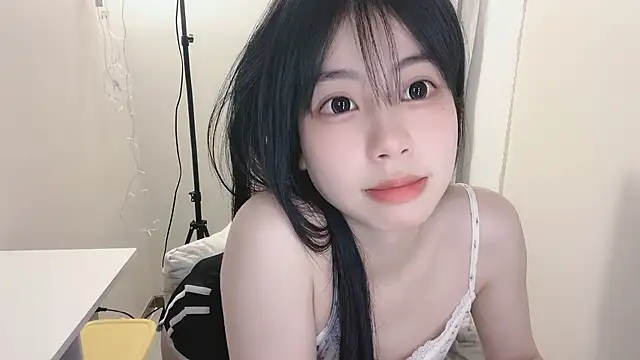 -Hottie online show from February 2025 05:42:02 PM