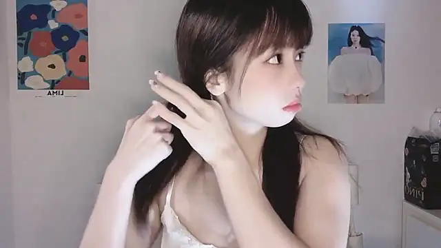 -Hottie online show from September 2025 02:42:01 PM