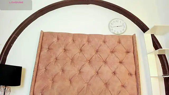 LadyAvalon online show from January 2025 07:41:02 PM