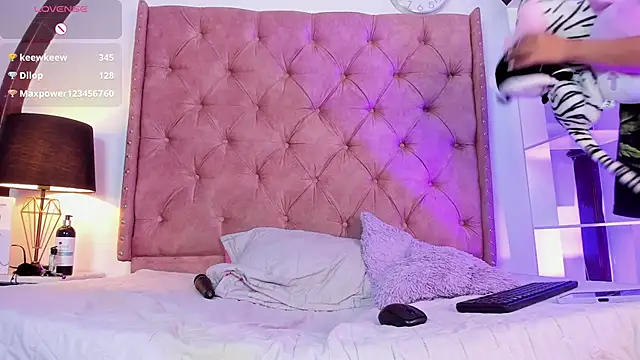 LadyAvalon online show from January 2025 01:55:01 AM