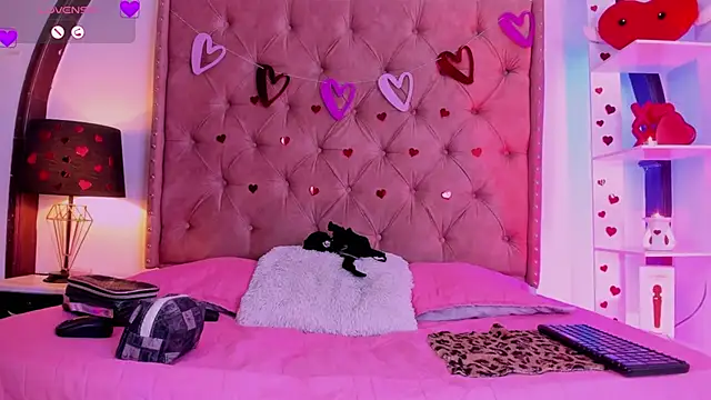 LadyAvalon online show from February 2025 07:38:02 PM