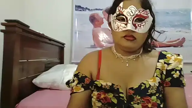 Snapshot of Maya8175 chatting on January 2025 05:09:02 PM Maya8175 online show from January 2025 05:09:02 PM