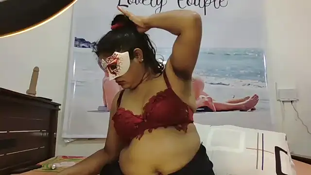 Snapshot of Maya8175 chatting on January 2025 11:09:01 PM Maya8175 online show from January 2025 11:09:01 PM