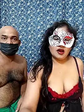 Snapshot of Maya8175 chatting on March 2025 04:44:02 PM Maya8175 online show from March 2025 04:44:02 PM