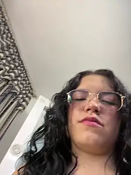 Snapshot of angela_cortes_ chatting on March 2025 03:13:02 AM angela cortes  online show from March 2025 03:13:02 AM