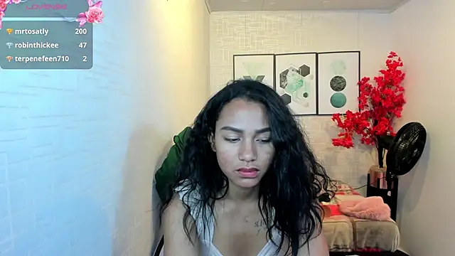 Julie coper online show from February 2025 03:45:02 PM