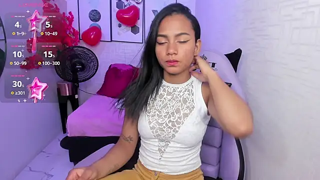 Julie coper online show from February 2025 07:14:01 PM