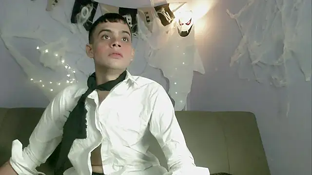 Snapshot of zacariasss_ chatting on October 2025 03:45:02 AM zacariasss online show from October 2025 03:45:02 AM