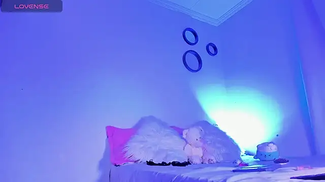 Snapshot of Elii_ross chatting on October 2025 01:37:02 AM Elii ross online show from October 2025 01:37:02 AM